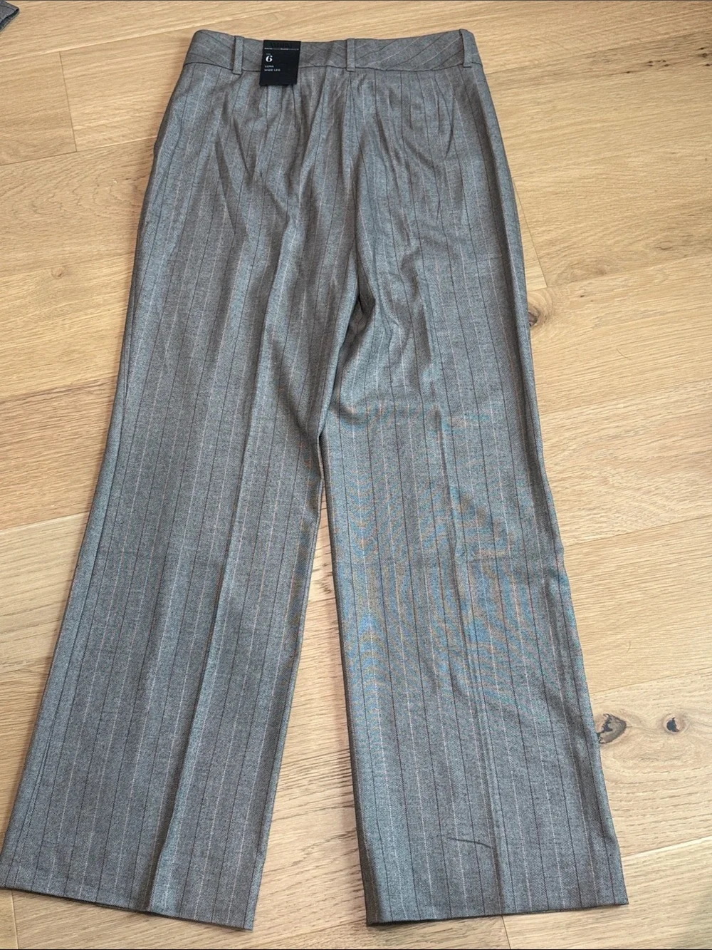 White House Black Market Gray Pinstripe Wide-Leg Dress Pants